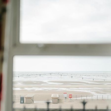 The Chimes On The Sea Bed & Breakfast Blackpool Luaran gambar